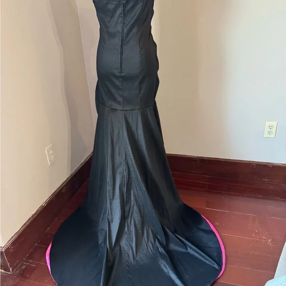 City Triangles Black prom Dress brand-new without tags - Picture 4 of 5